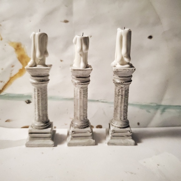 Miniature Candle on Pedestal | Dollhouse | Diorama | Game Play | Medieval Prop - Picture 3 of 10